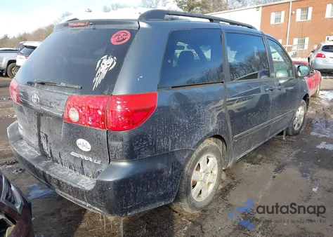 2010 Toyota Sienna Le из США, поврежденный, VIN 5TDKK4CC8AS300187